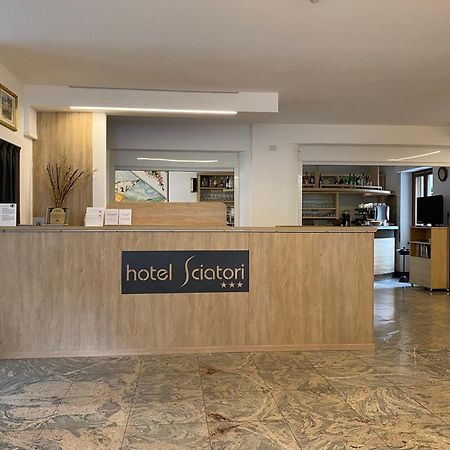 Hotel Sciatori 3 Stelle Superior Temu Ngoại thất bức ảnh