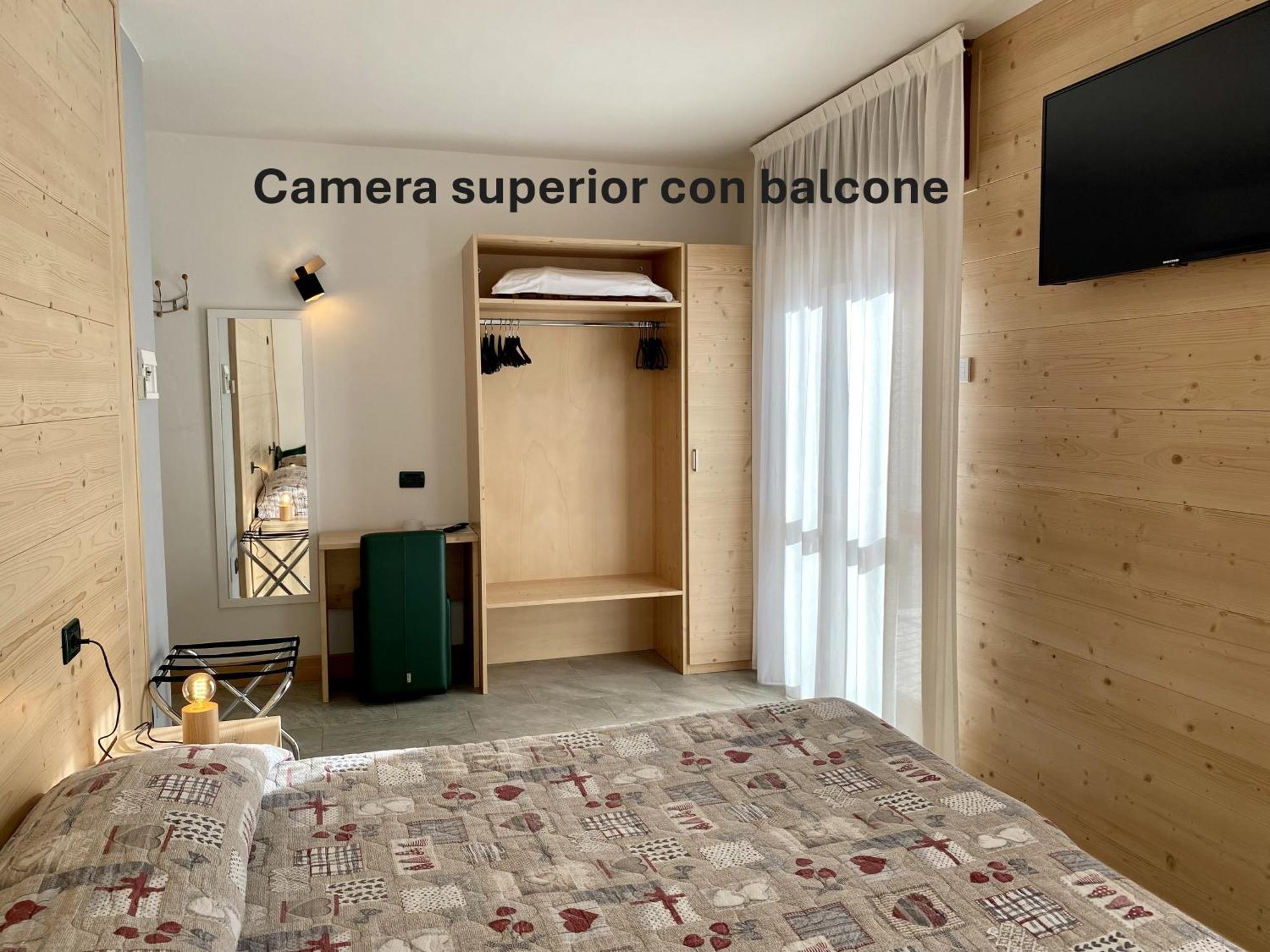 Hotel Sciatori 3 Stelle Superior Temu Ngoại thất bức ảnh
